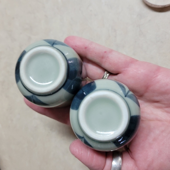 Vintage sake ceramic cups lot of 2 hand painted perfect vintage condition - Picture 6 of 10